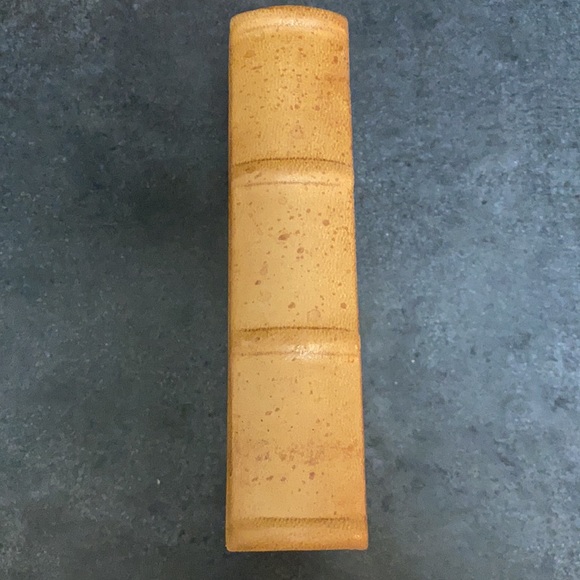 Vintage new and unused genuine leather-bound journal w/blank pages made in Italy - Picture 2 of 10